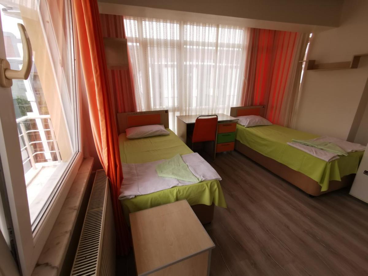 คานาคาเล กัมปัส ปานซิยอน Hostel ชานัคคาเล ภายนอก รูปภาพ