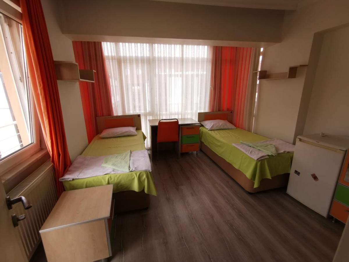 คานาคาเล กัมปัส ปานซิยอน Hostel ชานัคคาเล ภายนอก รูปภาพ